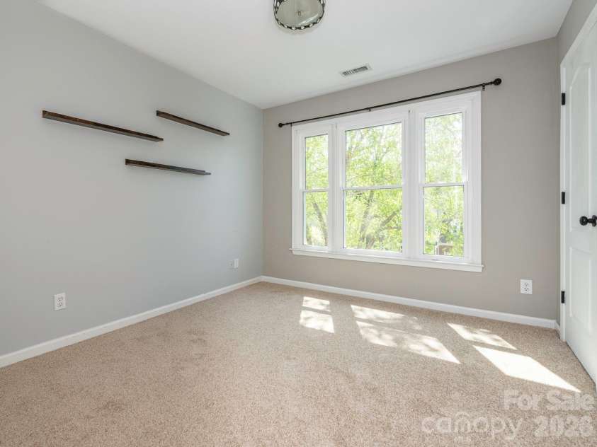 2824 Providence Spring Lane, Charlotte, NC 28270.  MLS# CAR4364647, YatesRealty ID 9396. 