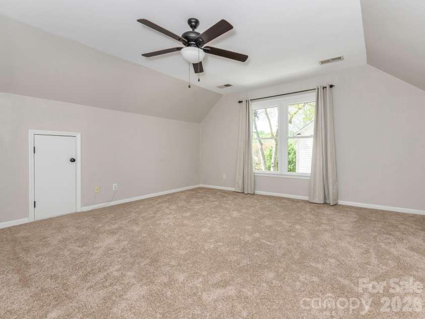 2824 Providence Spring Lane, Charlotte, NC 28270.  MLS# CAR4364647, YatesRealty ID 9396. 