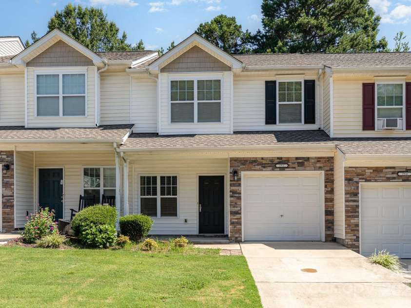 175 Limerick Road, Mooresville, NC 28115.  MLS# CAR4251195, YatesRealty ID 9397. 