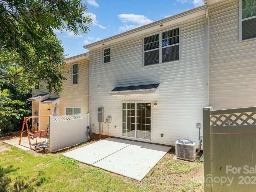 175 Limerick Road, Mooresville, NC 28115.  MLS# CAR4251195, YatesRealty ID 9397. 