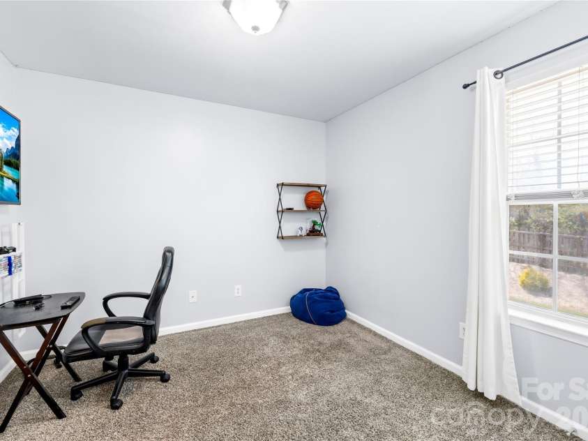10915 Northgate Trail Drive, Charlotte, NC 28215.  MLS# CAR4358553, YatesRealty ID 9399. 3rd Bedroom
