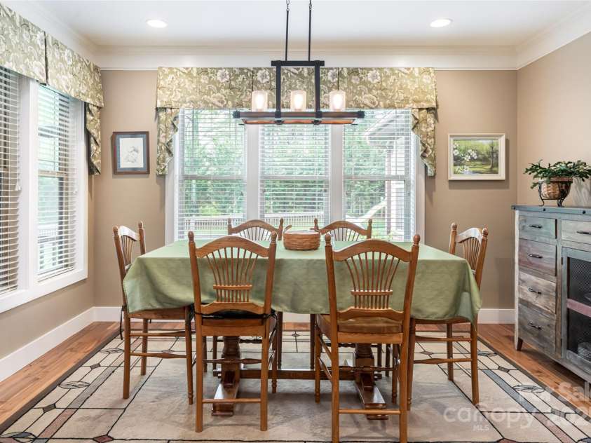 70 King Heights Drive, Fletcher, NC 28732.  MLS# CAR4250511, YatesRealty ID 9399. 
