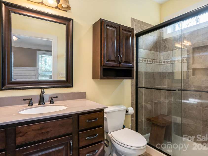 70 King Heights Drive, Fletcher, NC 28732.  MLS# CAR4250511, YatesRealty ID 9399. 