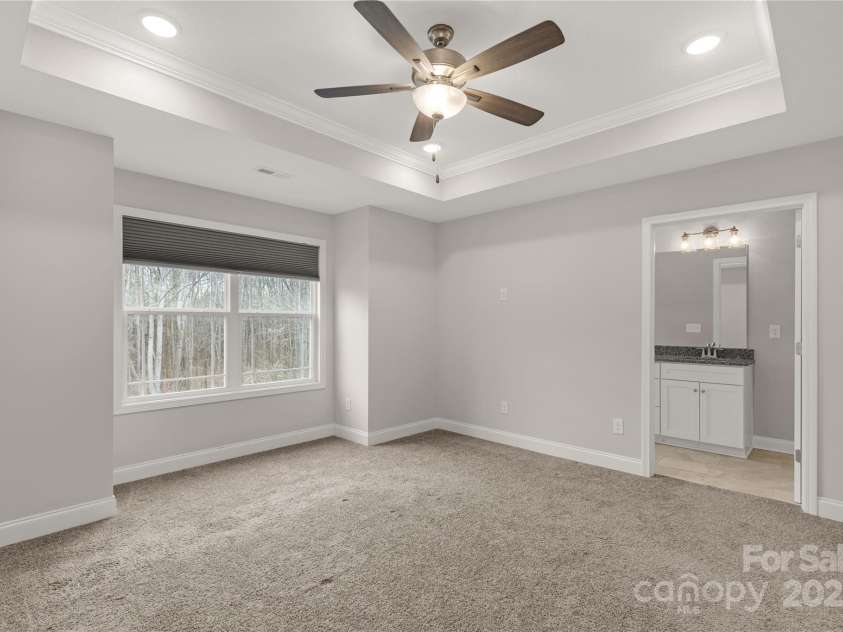 5051 Oxbow Run Lane, York, SC 29710.  MLS# CAR4223751, YatesRealty ID 940. 