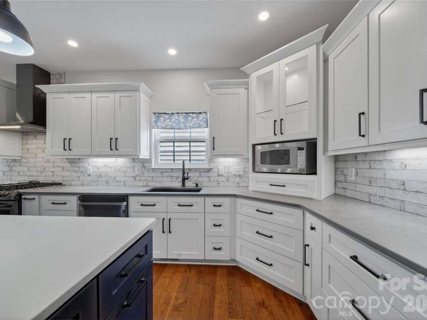 2851 Huckleberry Hill Drive, Fort Mill, SC 29715.  MLS# CAR4365989, YatesRealty ID 9401. 