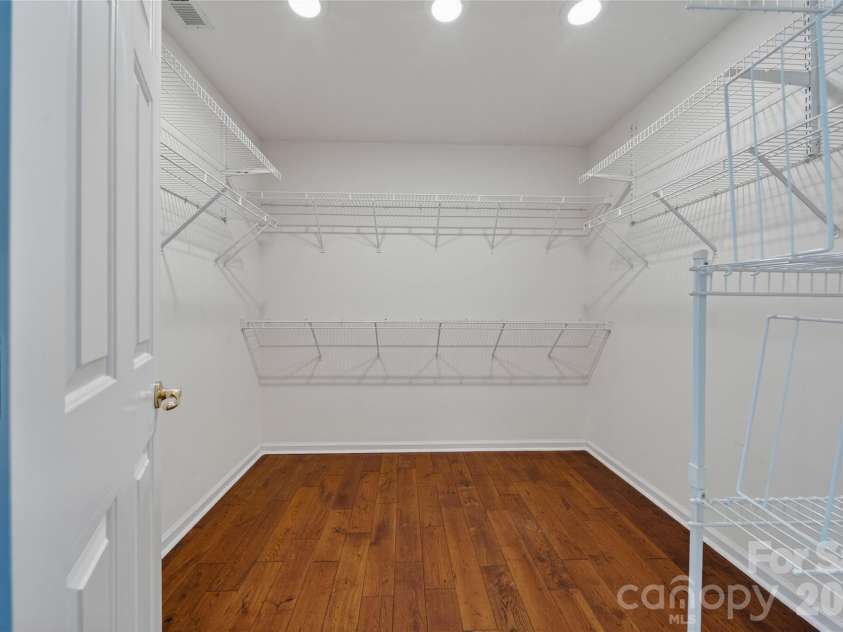 2851 Huckleberry Hill Drive, Fort Mill, SC 29715.  MLS# CAR4365989, YatesRealty ID 9401. 