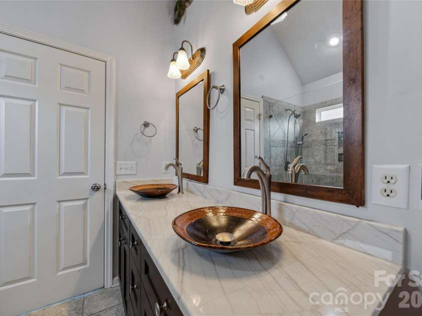 2851 Huckleberry Hill Drive, Fort Mill, SC 29715.  MLS# CAR4365989, YatesRealty ID 9401. 