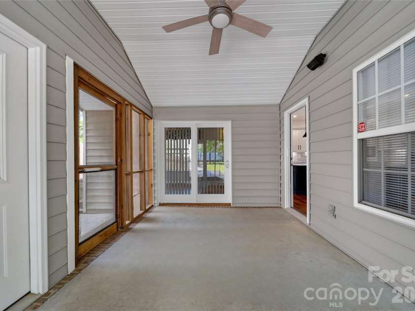 2851 Huckleberry Hill Drive, Fort Mill, SC 29715.  MLS# CAR4365989, YatesRealty ID 9401. 