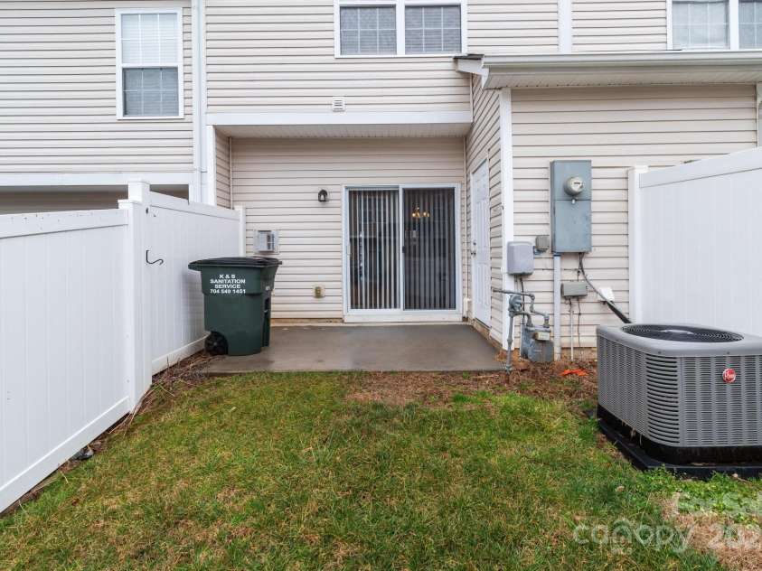 3553 Calpella Court, Charlotte, NC 28262.  MLS# CAR4220749, YatesRealty ID 9401. Rear Patio
