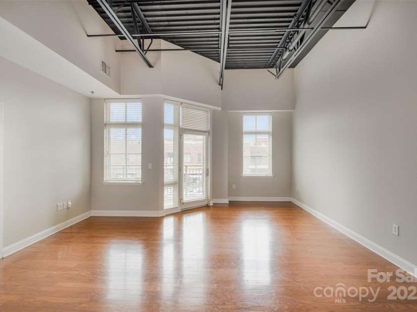 3920 Sharon Road, Charlotte, NC 28211.  MLS# CAR4225091, YatesRealty ID 9402. 