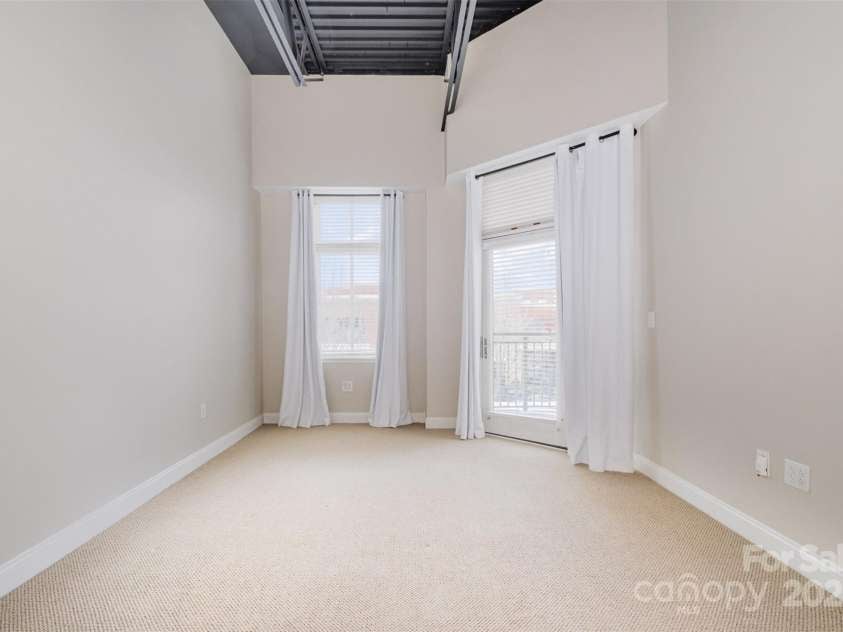 3920 Sharon Road, Charlotte, NC 28211.  MLS# CAR4225091, YatesRealty ID 9402. 