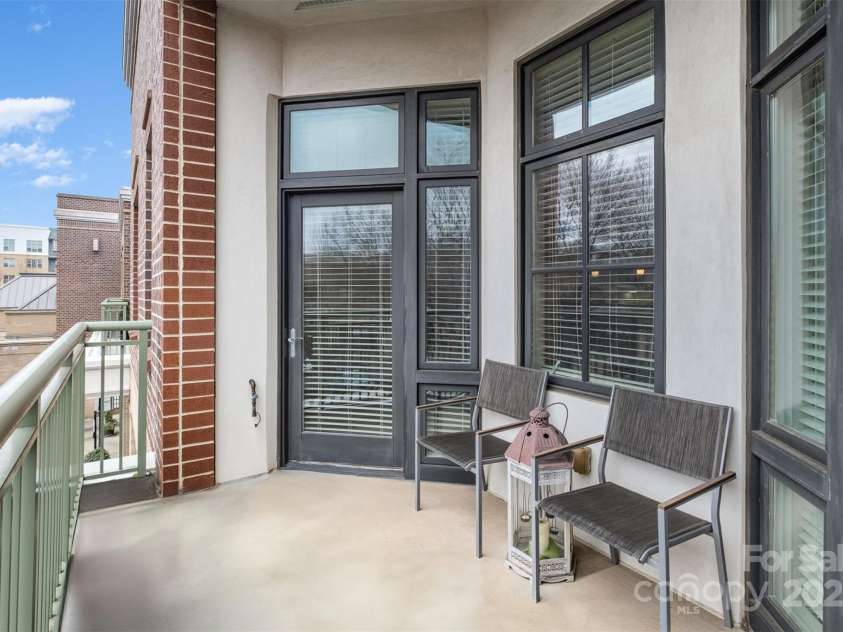 3920 Sharon Road, Charlotte, NC 28211.  MLS# CAR4225091, YatesRealty ID 9402. 
