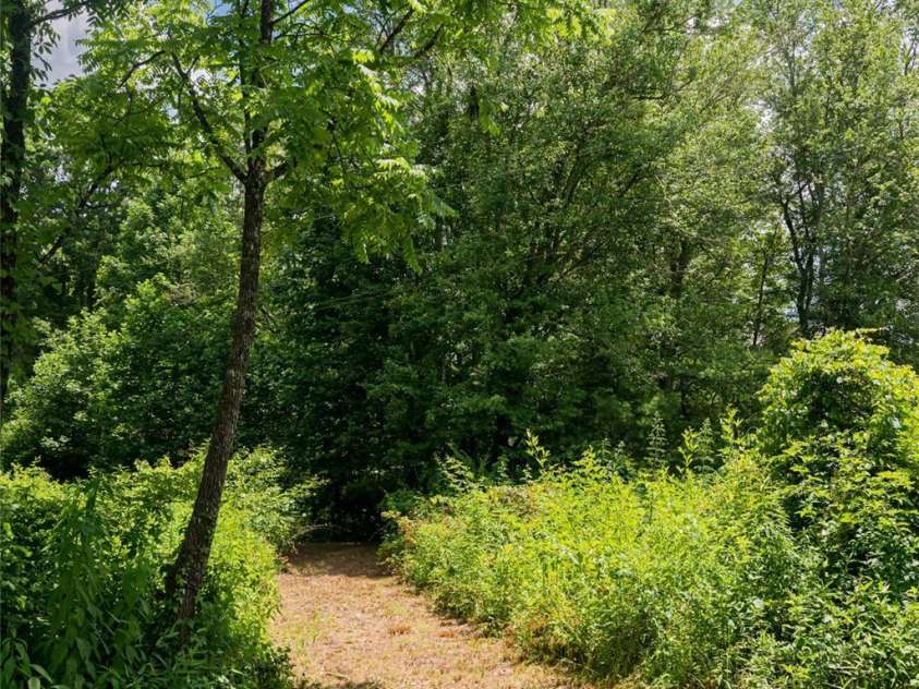 440 Island Ford Road, Brevard, NC 28712.  MLS# CAR4217066, YatesRealty ID 9405. 