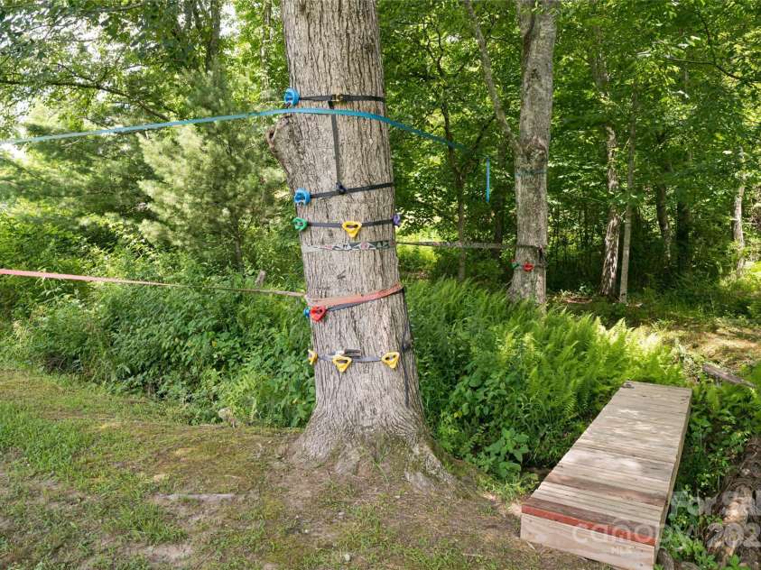 440 Island Ford Road, Brevard, NC 28712.  MLS# CAR4217066, YatesRealty ID 9405. 