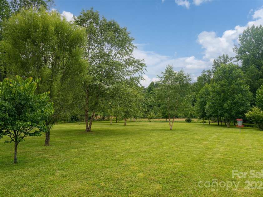 440 Island Ford Road, Brevard, NC 28712.  MLS# CAR4217066, YatesRealty ID 9405. 