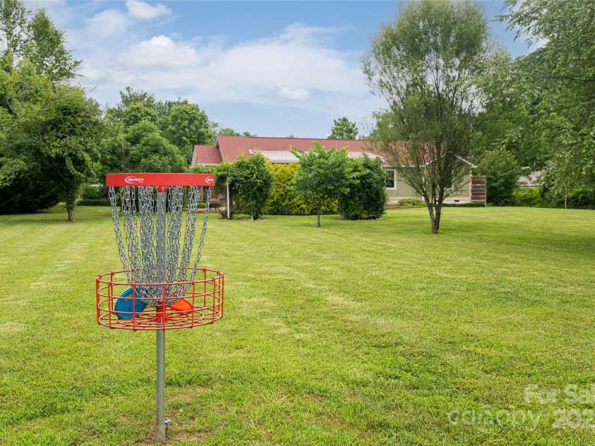 440 Island Ford Road, Brevard, NC 28712.  MLS# CAR4217066, YatesRealty ID 9405. 