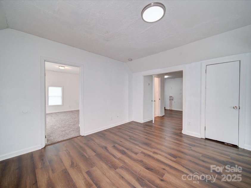 2300 Kennesaw Drive, Charlotte, NC 28216.  MLS# CAR4240575, YatesRealty ID 9406. 