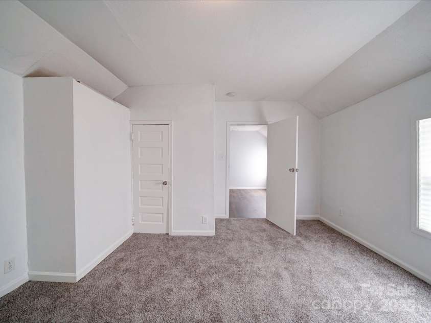 2300 Kennesaw Drive, Charlotte, NC 28216.  MLS# CAR4240575, YatesRealty ID 9406. Primary Bedroom