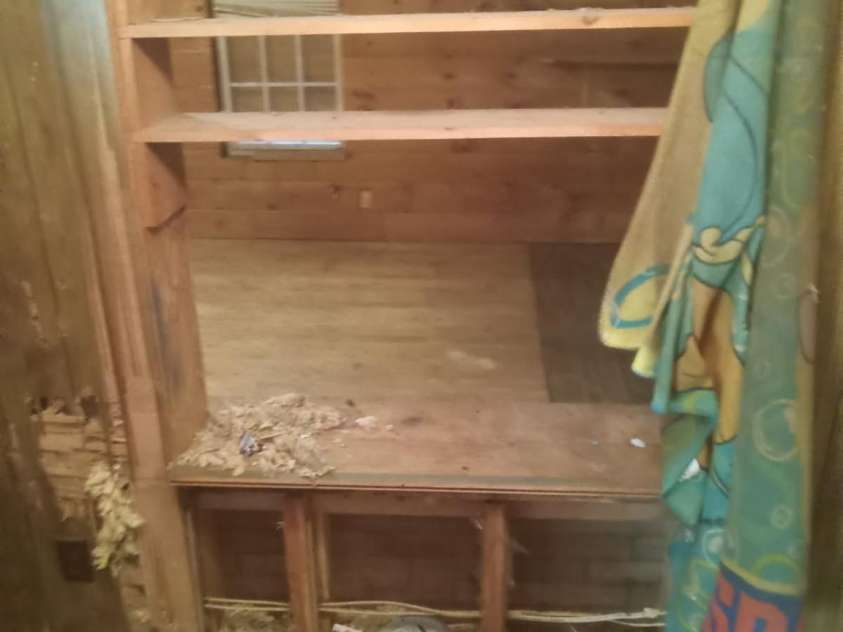 74 Round Top Road, Mill Spring, NC 28756.  MLS# CAR4247006, YatesRealty ID 9407. 