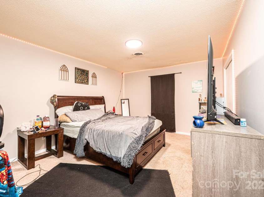 230 park Lane, Newton, NC 28658.  MLS# CAR4250486, YatesRealty ID 9408. 