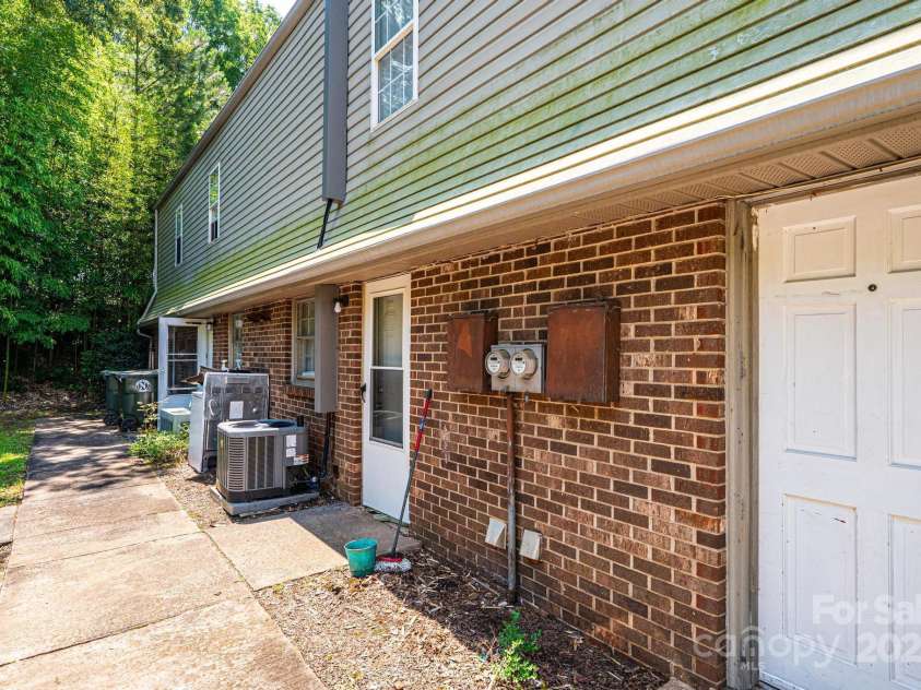 230 park Lane, Newton, NC 28658.  MLS# CAR4250486, YatesRealty ID 9408. 