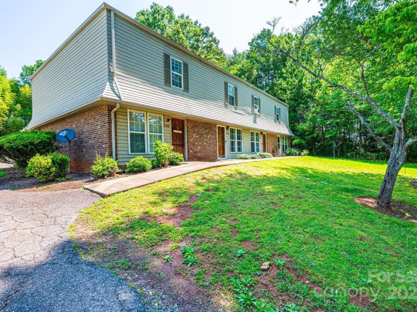 230 park Lane, Newton, NC 28658.  MLS# CAR4250486, YatesRealty ID 9408. 