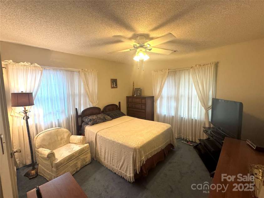 1529 Market Street, Cheraw, SC 29520.  MLS# CAR4223765, YatesRealty ID 941. 