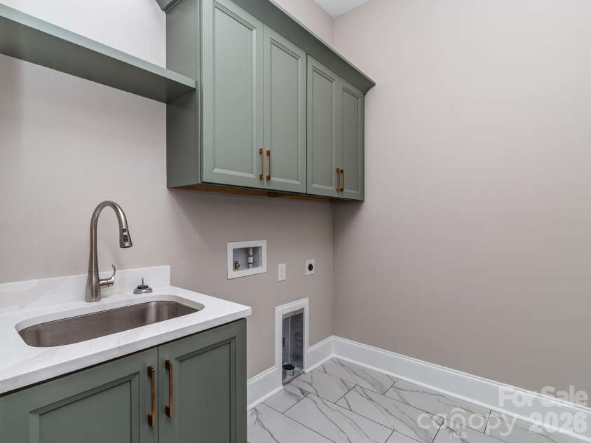 4238 Brushy Knoll, York, SC 29745.  MLS# CAR4329805, YatesRealty ID 941. 