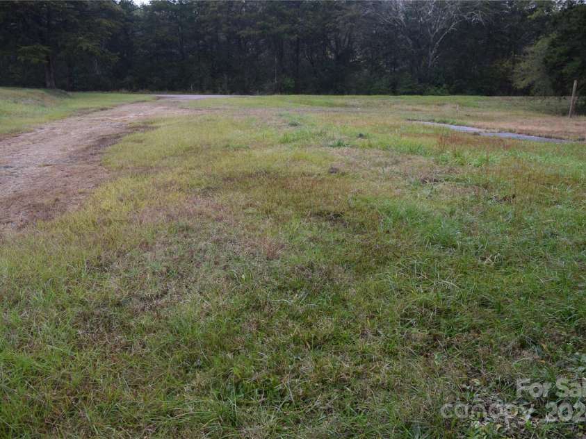 596 Armory Road, Chester, SC 29706.  MLS# CAR4202903, YatesRealty ID 9410. 