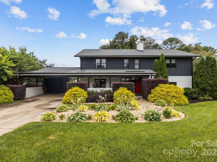 15921 Cramur Drive, Huntersville, NC 28078.  MLS# CAR4237838, YatesRealty ID 9411. 