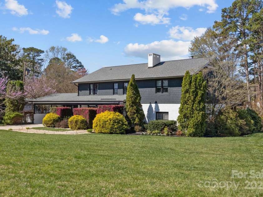 15921 Cramur Drive, Huntersville, NC 28078.  MLS# CAR4237838, YatesRealty ID 9411. 