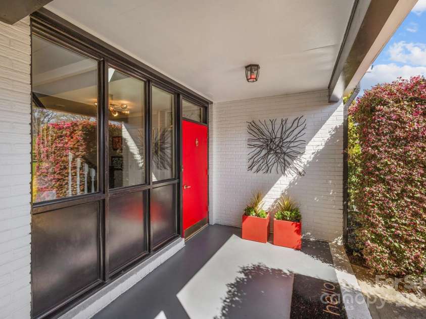 15921 Cramur Drive, Huntersville, NC 28078.  MLS# CAR4237838, YatesRealty ID 9411. 