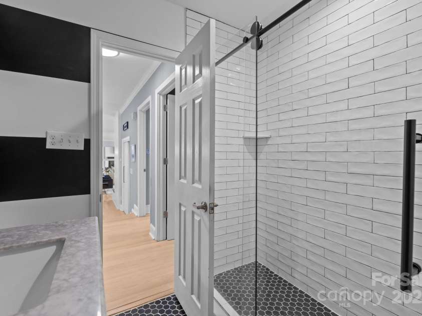 15921 Cramur Drive, Huntersville, NC 28078.  MLS# CAR4237838, YatesRealty ID 9411. 