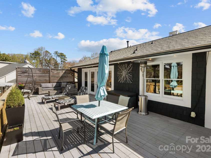 15921 Cramur Drive, Huntersville, NC 28078.  MLS# CAR4237838, YatesRealty ID 9411. 