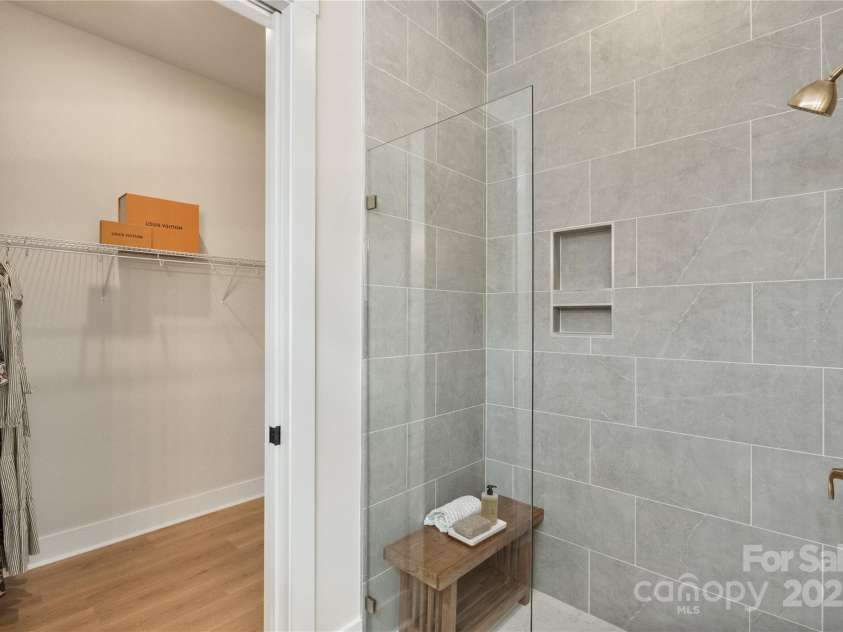 2081 Bonds Lane, Fort Mill, SC 29715.  MLS# CAR4296227, YatesRealty ID 9411. 