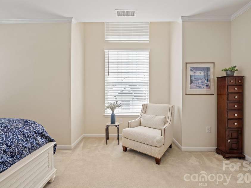 1001 Central Park Circle, Davidson, NC 28036.  MLS# CAR4343313, YatesRealty ID 9412. 