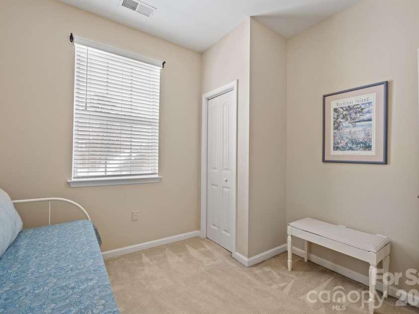 1001 Central Park Circle, Davidson, NC 28036.  MLS# CAR4343313, YatesRealty ID 9412. 
