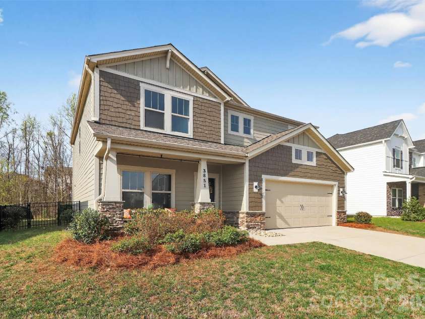 3851 Longmore Lane, Kannapolis, NC 28081.  MLS# CAR4359323, YatesRealty ID 9413. 