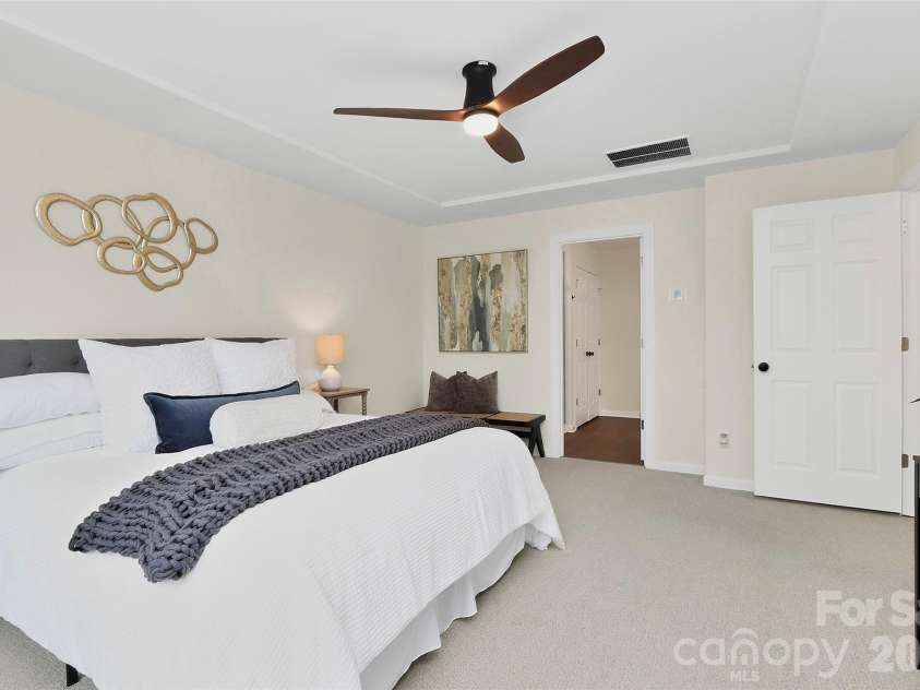 3851 Longmore Lane, Kannapolis, NC 28081.  MLS# CAR4359323, YatesRealty ID 9413. Primary Bedroom