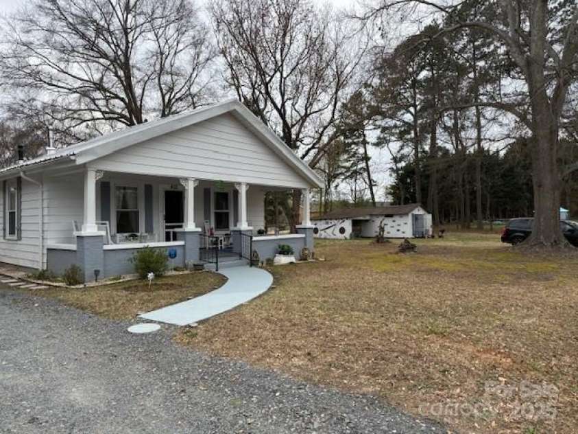 412 Ross Grove Road, Shelby, NC 28150.  MLS# CAR4233734, YatesRealty ID 9413. 