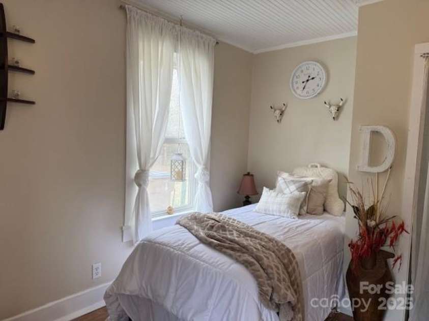 412 Ross Grove Road, Shelby, NC 28150.  MLS# CAR4233734, YatesRealty ID 9413. 