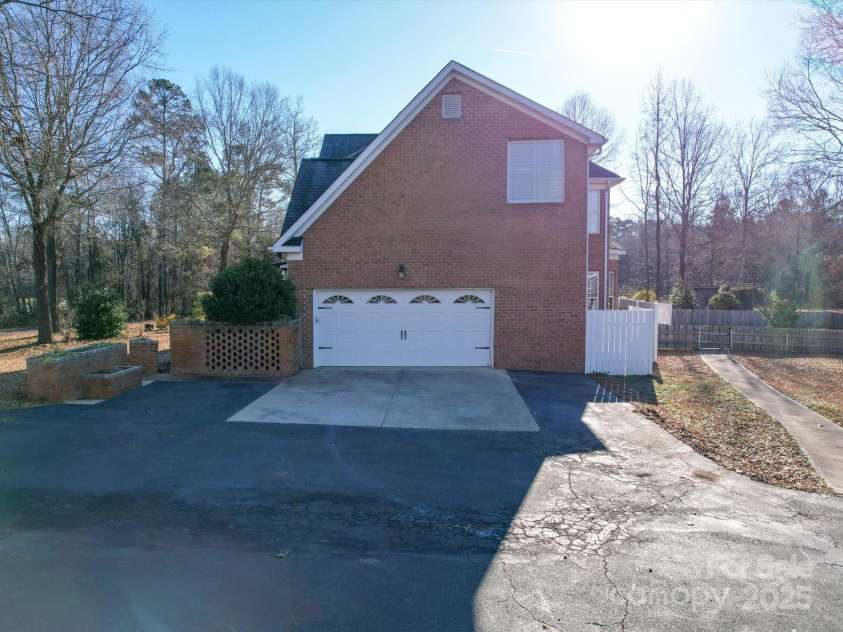 6922 Concord Highway, Monroe, NC 28110.  MLS# CAR4211382, YatesRealty ID 9414. 