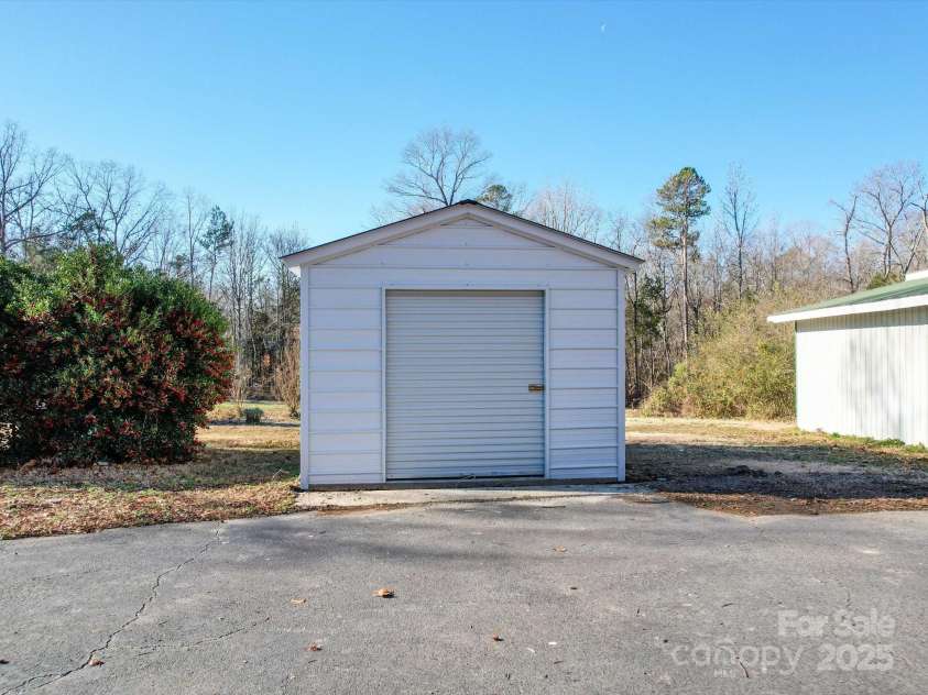 6922 Concord Highway, Monroe, NC 28110.  MLS# CAR4211382, YatesRealty ID 9414. 