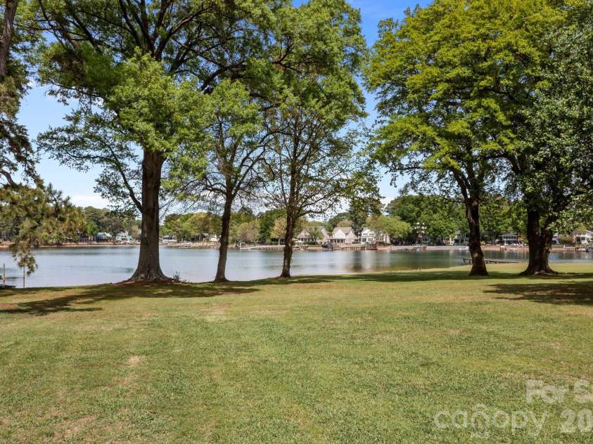 21422 Bethel Church Road, Cornelius, NC 28031.  MLS# CAR4365780, YatesRealty ID 9416. 