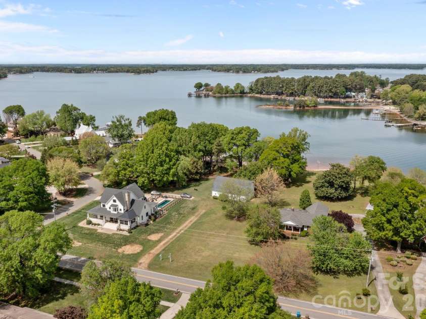 21422 Bethel Church Road, Cornelius, NC 28031.  MLS# CAR4365780, YatesRealty ID 9416. 