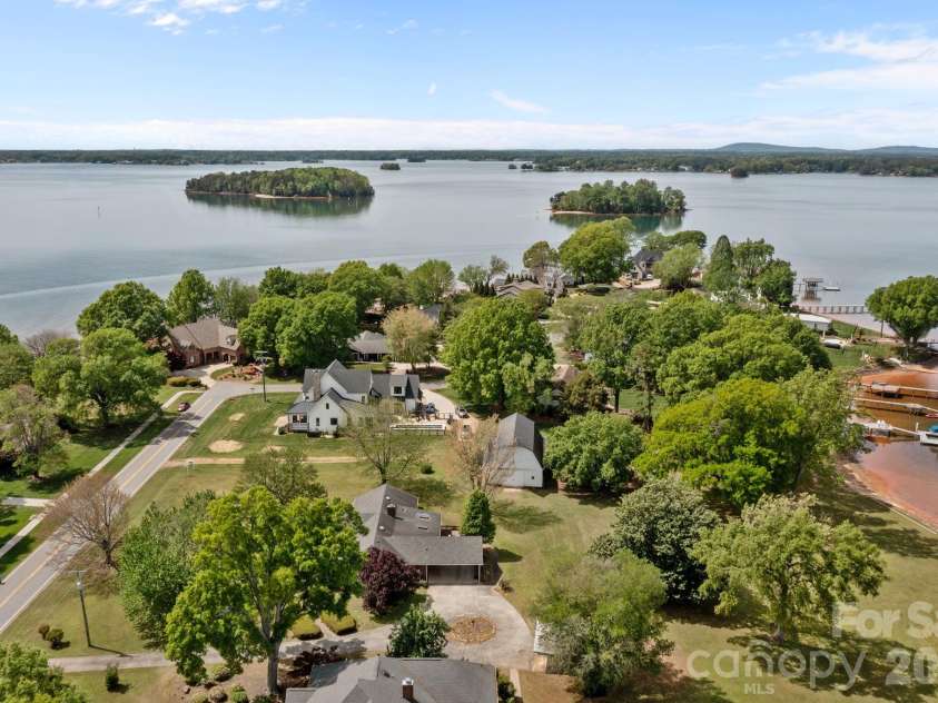21422 Bethel Church Road, Cornelius, NC 28031.  MLS# CAR4365780, YatesRealty ID 9416. 