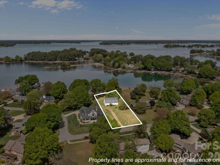 21422 Bethel Church Road, Cornelius, NC 28031.  MLS# CAR4365780, YatesRealty ID 9416. 