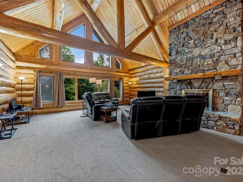 388 Hard To Find Drive, Brevard, NC 28712.  MLS# CAR4244778, YatesRealty ID 9416. 