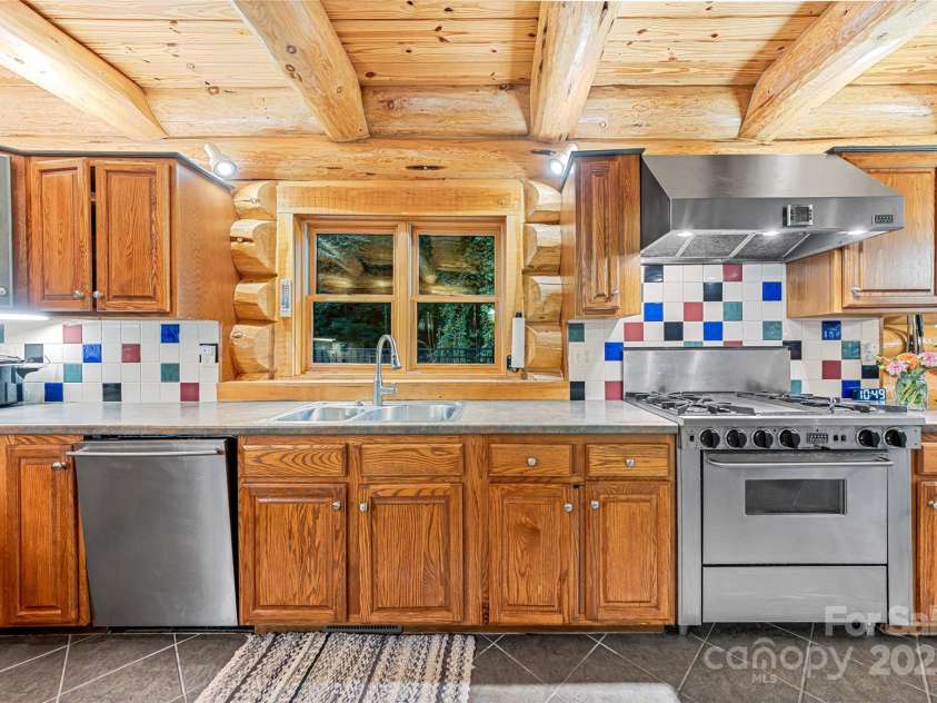 388 Hard To Find Drive, Brevard, NC 28712.  MLS# CAR4244778, YatesRealty ID 9416. 