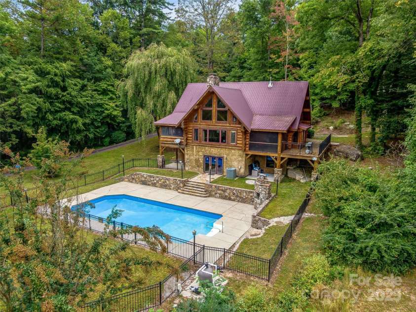 388 Hard To Find Drive, Brevard, NC 28712.  MLS# CAR4244778, YatesRealty ID 9416. 